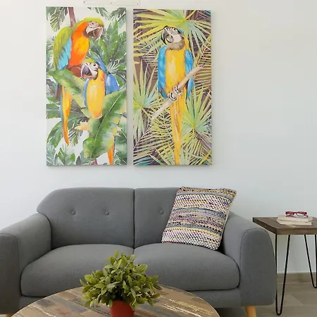 Volcano Apartment, Free Access To The Fariones Sports Center شقة *